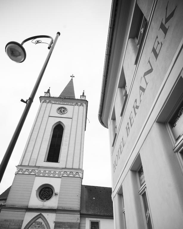 Hotel Beranek Blatná Zewnętrze zdjęcie