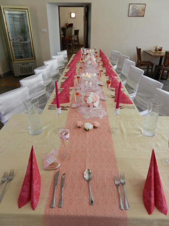 Hotel Beranek Blatná Zewnętrze zdjęcie